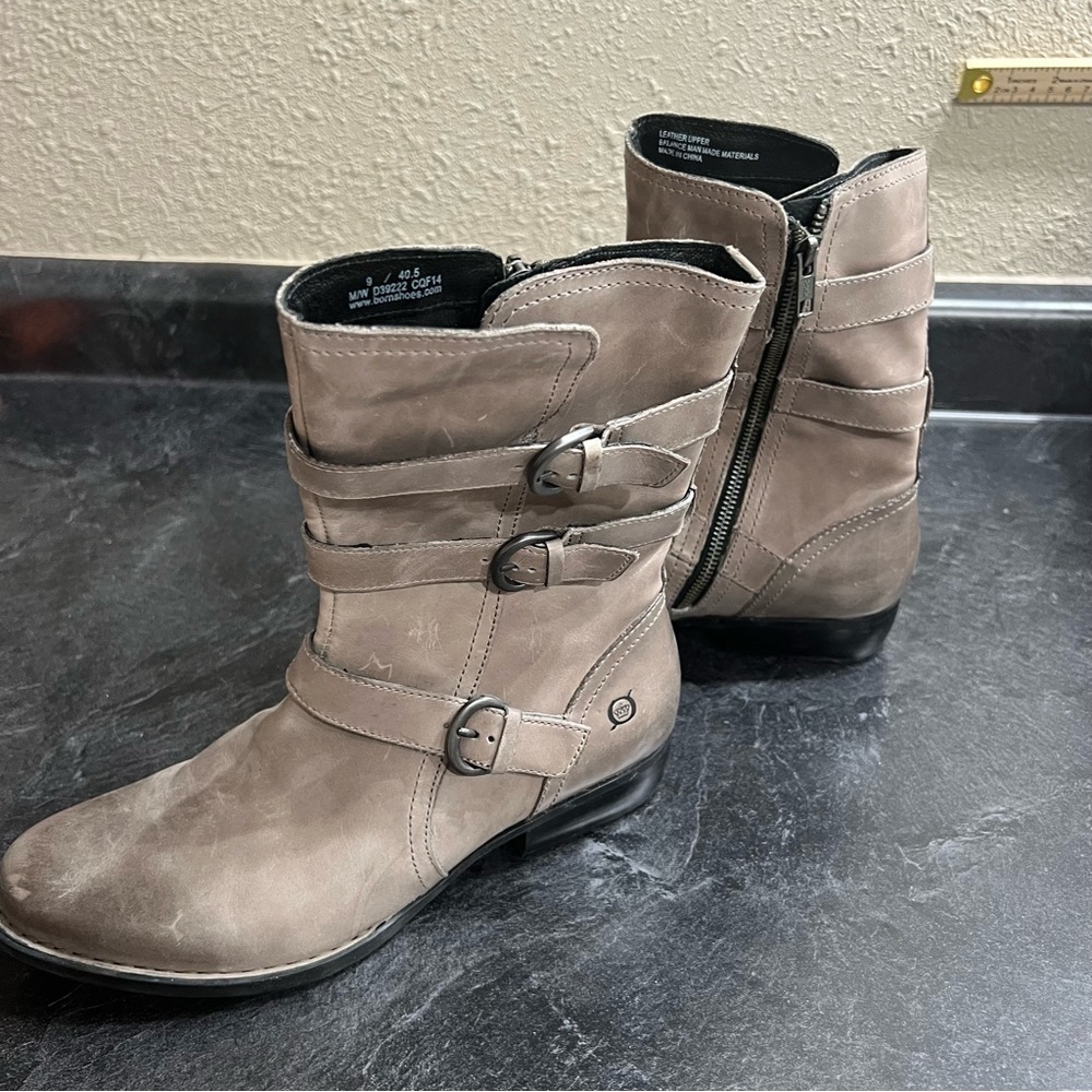 Born Moto Mid-Calf Taupe Mariette Buckles Boots Wm 9 Biker Combat Casual NWOT